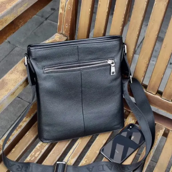 【2026】【PRADA 公式旗艦店】プラダ ショルダーバッグ 当日出荷 好評に付き再入荷25*27*5CM 【2026】【PRADA 公式旗艦店】プラダ ショルダーバッグ 当日出荷 好評に付き再入荷25*27*5CM
