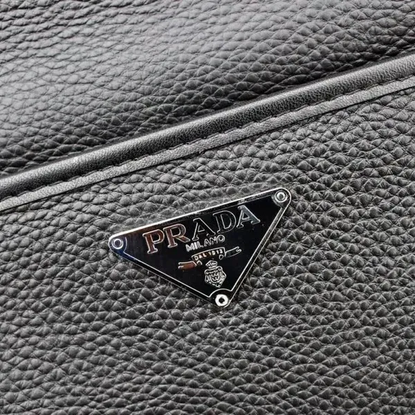 【2026】【PRADA 公式旗艦店】プラダ ショルダーバッグ 当日出荷 好評に付き再入荷25*27*5CM 【2026】【PRADA 公式旗艦店】プラダ ショルダーバッグ 当日出荷 好評に付き再入荷25*27*5CM