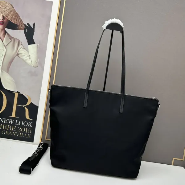 【2026】【PRADA 公式旗艦店】プラダ ハンドバッグ 当日出荷 好評に付き再入荷36*34*13CM 【2026】【PRADA 公式旗艦店】プラダ ハンドバッグ 当日出荷 好評に付き再入荷36*34*13CM