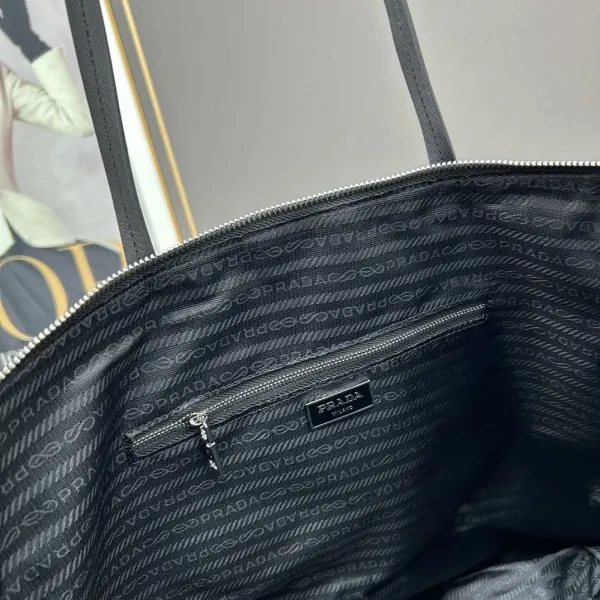 【2026】【PRADA 公式旗艦店】プラダ ハンドバッグ 当日出荷 好評に付き再入荷36*34*13CM 【2026】【PRADA 公式旗艦店】プラダ ハンドバッグ 当日出荷 好評に付き再入荷36*34*13CM