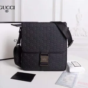 【2026】【GUCCI 公式 旗艦店】クッチ ショルダーバッグ 当日出荷 好評に付き再入荷!25*27*6CM 【2026】【GUCCI 公式 旗艦店】クッチ ショルダーバッグ 当日出荷 好評に付き再入荷!25*27*6CM