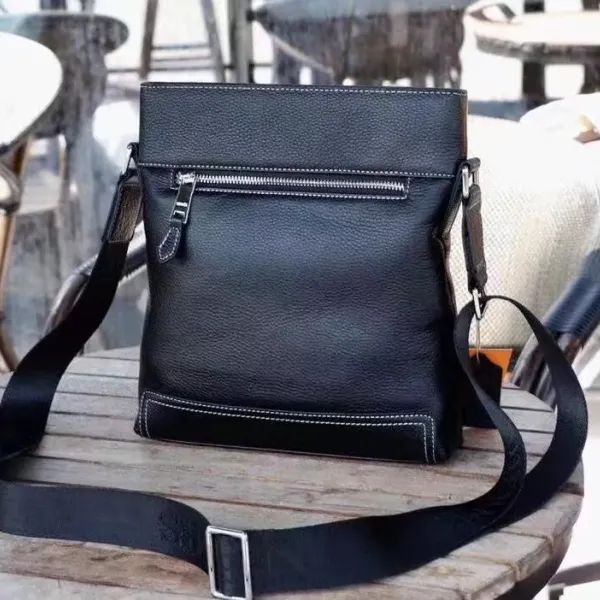 【2026】【HERMES 公式 旗艦店】エルメス ショルダーバッグ 当日出荷 好評に付き再入荷!24*27*5.5CM 【2026】【HERMES 公式 旗艦店】エルメス ショルダーバッグ 当日出荷 好評に付き再入荷!24*27*5.5CM