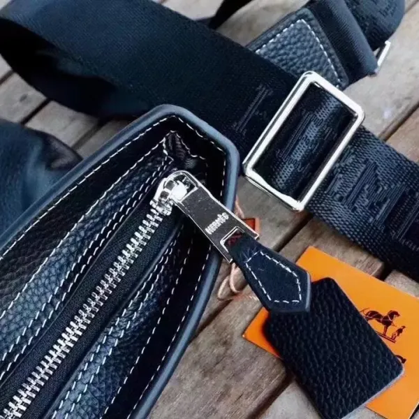 【2026】【HERMES 公式 旗艦店】エルメス ショルダーバッグ 当日出荷 好評に付き再入荷!24*27*5.5CM 【2026】【HERMES 公式 旗艦店】エルメス ショルダーバッグ 当日出荷 好評に付き再入荷!24*27*5.5CM