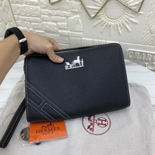 【2026】【HERMES 公式 旗艦店】エルメス クラッチバッグ 当日出荷 好評に付き再入荷!27*17*5CM 【2026】【HERMES 公式 旗艦店】エルメス クラッチバッグ 当日出荷 好評に付き再入荷!27*17*5CM