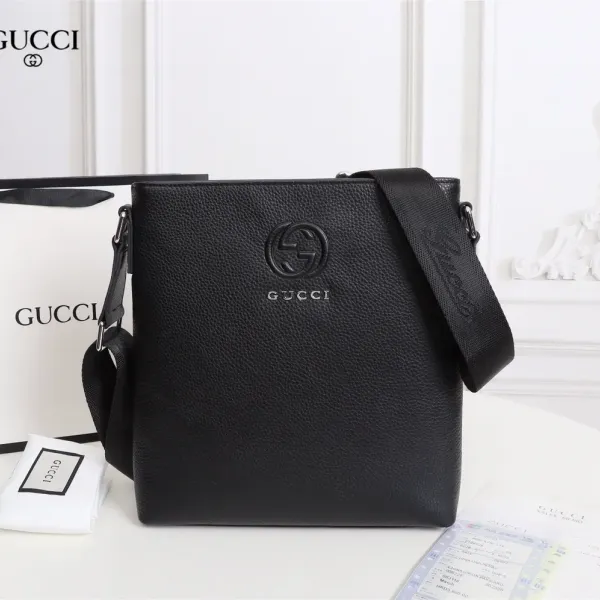 【2026】【GUCCI 公式 旗艦店】クッチ ショルダーバッグ 当日出荷 好評に付き再入荷!25*27*6CM 【2026】【GUCCI 公式 旗艦店】クッチ ショルダーバッグ 当日出荷 好評に付き再入荷!25*27*6CM