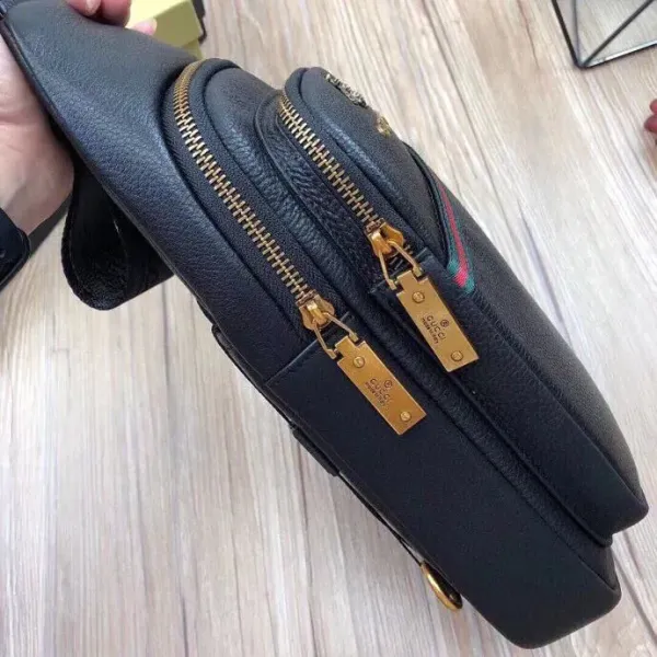 【2026】【GUCCI 公式 旗艦店】クッチ 胸ポケット 当日出荷 好評に付き再入荷!28*18*7CM 【2026】【GUCCI 公式 旗艦店】クッチ 胸ポケット 当日出荷 好評に付き再入荷!28*18*7CM