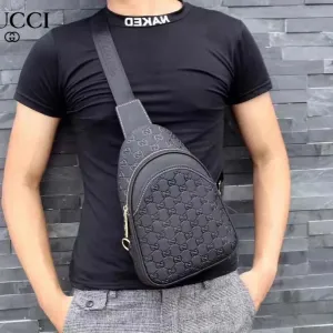 【2026】【GUCCI 公式 旗艦店】クッチ 胸ポケット 当日出荷 好評に付き再入荷!19*20*5CM 【2026】【GUCCI 公式 旗艦店】クッチ 胸ポケット 当日出荷 好評に付き再入荷!19*20*5CM