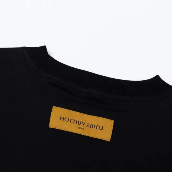 【2026】【LOUIS VUITTON 公式旗艦店】ルイヴィトン Tシャツ ご好評に付き再入荷! 【2026】【LOUIS VUITTON 公式旗艦店】ルイヴィトン Tシャツ ご好評に付き再入荷!