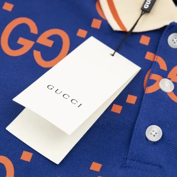 【2026】【GUCCI 公式旗艦店】クッチ ポロシャツ ご好評に付き再入荷! 【2026】【GUCCI 公式旗艦店】クッチ ポロシャツ ご好評に付き再入荷!