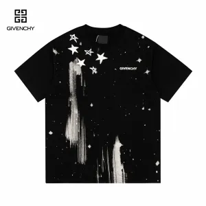 【2026】【GIVENCHY 公式旗艦店】ジバンシー   Tシャツ ご好評に付き再入荷！