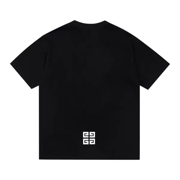【2026】【GIVENCHY 公式旗艦店】ジバンシー Tシャツ ご好評に付き再入荷! 【2026】【GIVENCHY 公式旗艦店】ジバンシー Tシャツ ご好評に付き再入荷!