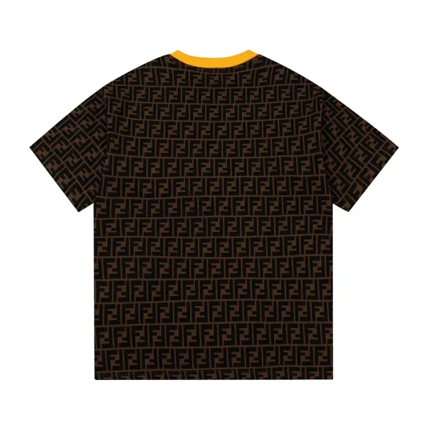 【2026】【FENDI 公式旗艦店】フェンディ Tシャツ ご好評に付き再入荷! 【2026】【FENDI 公式旗艦店】フェンディ Tシャツ ご好評に付き再入荷!