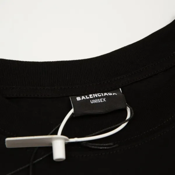 【2026】【BALENCIAGA 公式旗艦店】 バレンシアガ Tシャツ ご好評に付き再入荷! 【2026】【BALENCIAGA 公式旗艦店】 バレンシアガ Tシャツ ご好評に付き再入荷!