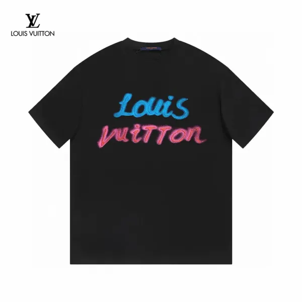 【2026】【LOUIS VUITTON 公式旗艦店】ルイヴィトン Tシャツ ご好評に付き再入荷! 【2026】【LOUIS VUITTON 公式旗艦店】ルイヴィトン Tシャツ ご好評に付き再入荷!