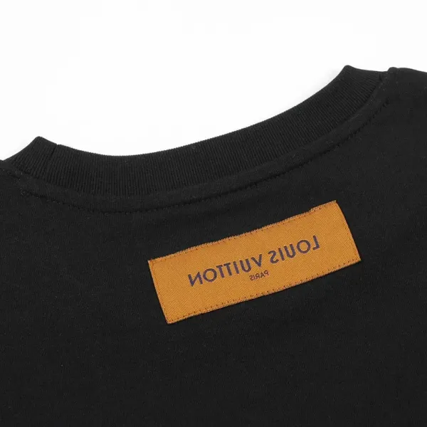 【2026】【LOUIS VUITTON 公式旗艦店】ルイヴィトン Tシャツ ご好評に付き再入荷! 【2026】【LOUIS VUITTON 公式旗艦店】ルイヴィトン Tシャツ ご好評に付き再入荷!