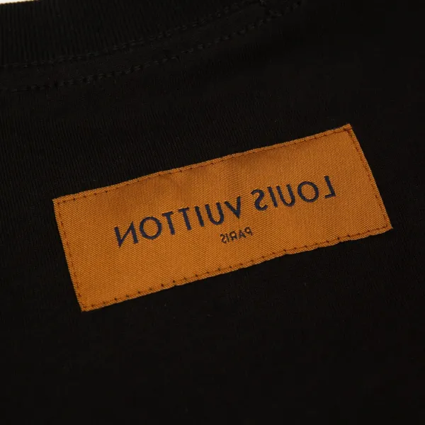 【2026】【LOUIS VUITTON 公式旗艦店】ルイヴィトン Tシャツ ご好評に付き再入荷! 【2026】【LOUIS VUITTON 公式旗艦店】ルイヴィトン Tシャツ ご好評に付き再入荷!