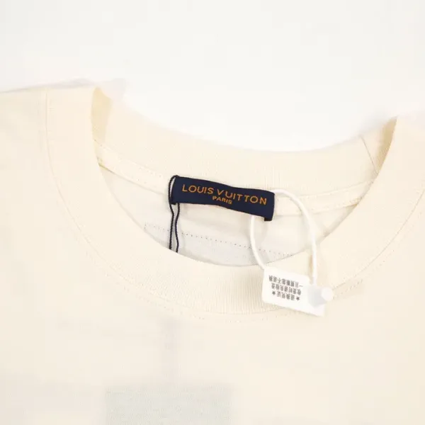 【2026】【LOUIS VUITTON 公式旗艦店】ルイヴィトン Tシャツ ご好評に付き再入荷! 【2026】【LOUIS VUITTON 公式旗艦店】ルイヴィトン Tシャツ ご好評に付き再入荷!