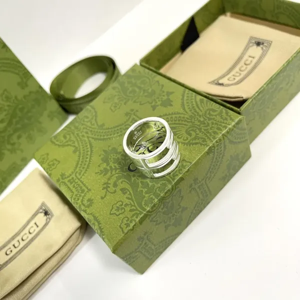 【2026】【GUCCI】クッチ 指輪 【2026】【GUCCI】クッチ 指輪