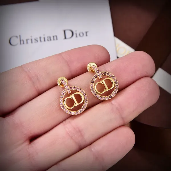 【2026】【DIOR】ディオール ファッションスタイルのイヤリング 【2026】【DIOR】ディオール ファッションスタイルのイヤリング