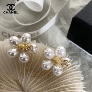【2026】【CHANEL 】 シャネル ファッションスタイルのイヤリング 【2026】【CHANEL 】 シャネル ファッションスタイルのイヤリング
