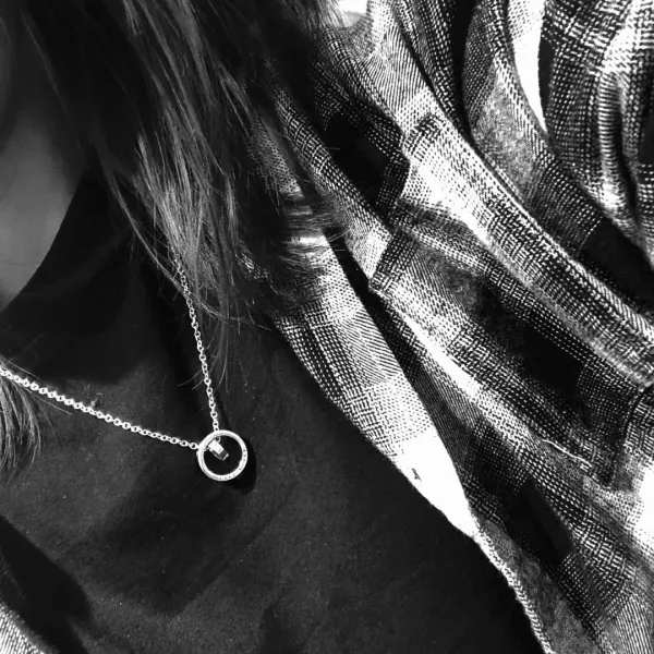 【2026】【GUCCI】ネックレス、新しいネックレス万能シンプルファッションオーナメント 【2026】【GUCCI】ネックレス、新しいネックレス万能シンプルファッションオーナメント