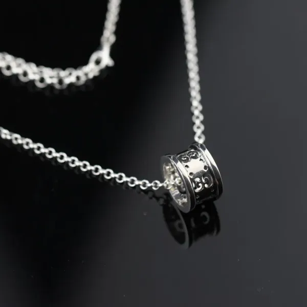 【2026】【GUCCI】ネックレス、新しいネックレス万能シンプルファッションオーナメント 【2026】【GUCCI】ネックレス、新しいネックレス万能シンプルファッションオーナメント