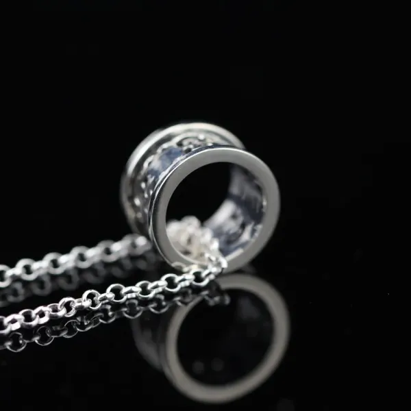 【2026】【GUCCI】ネックレス、新しいネックレス万能シンプルファッションオーナメント 【2026】【GUCCI】ネックレス、新しいネックレス万能シンプルファッションオーナメント