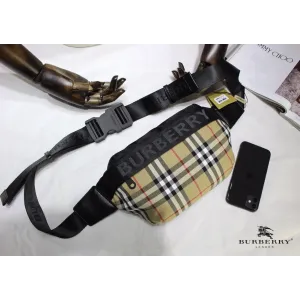 【2026】【BURBERRY  公式旗艦店】バーバリー  ウエストポーチ   当日出荷 好評に付き再入荷！31*7.5*16CM