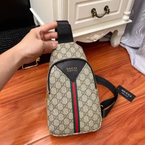 【2026】【GUCCI 公式旗艦店】クッチ 胸ポケット 当日出荷 好評に付き再入荷!17*30*6CM 【2026】【GUCCI 公式旗艦店】クッチ 胸ポケット 当日出荷 好評に付き再入荷!17*30*6CM