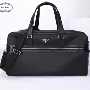 【2026】【PRADA 公式旗艦店】プラダ 旅行かばん 当日出荷 好評に付き再入荷!44*28*18CM 【2026】【PRADA 公式旗艦店】プラダ 旅行かばん 当日出荷 好評に付き再入荷!44*28*18CM