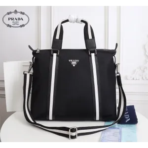 【2026】【PRADA  公式旗艦店】プラダ   ハンドバッグ  当日出荷 好評に付き再入荷！40*36*13CM
