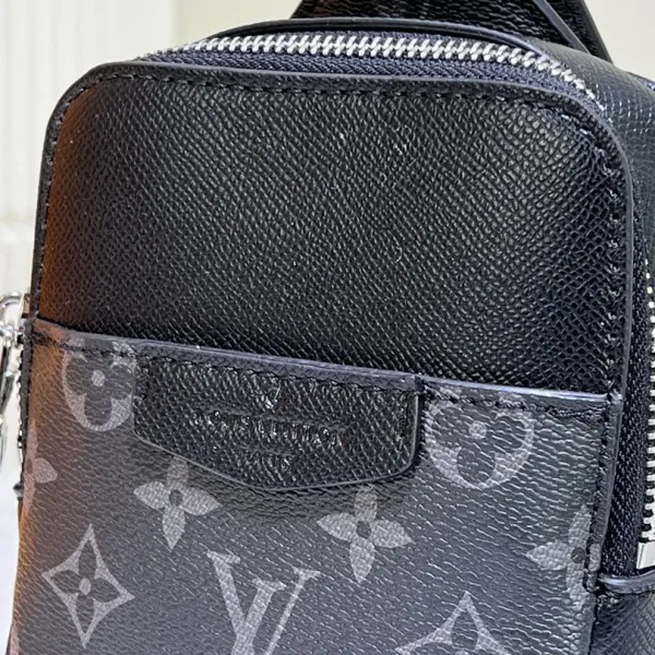 【2026】【LOUIS VUITTON 公式 旗艦店】 ルイヴィトン 胸ポケット当日出荷 好評に付き再入荷!13*21*5CM 【2026】【LOUIS VUITTON 公式 旗艦店】 ルイヴィトン 胸ポケット当日出荷 好評に付き再入荷!13*21*5CM
