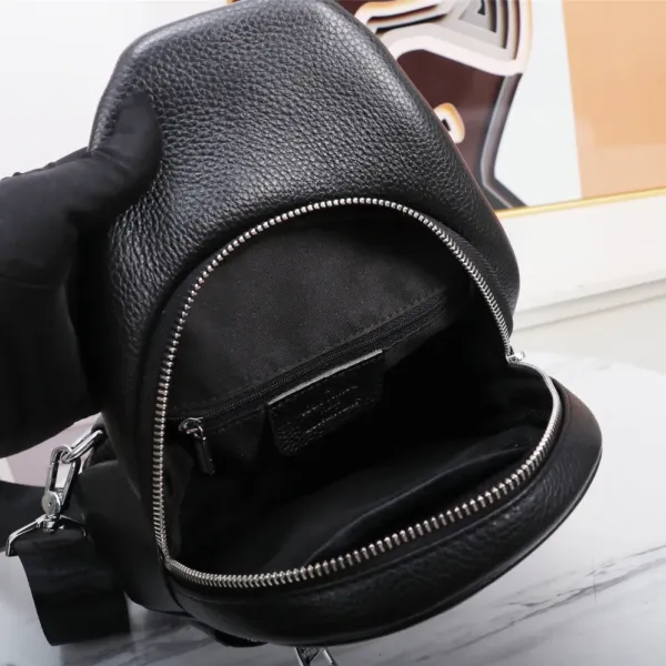 【2026】LV【LOUIS VUITTON 公式 旗艦店】 ルイヴィトン 胸ポケット当日出荷 好評に付き再入荷!29*16*6CM 【2026】LV【LOUIS VUITTON 公式 旗艦店】 ルイヴィトン 胸ポケット当日出荷 好評に付き再入荷!29*16*6CM