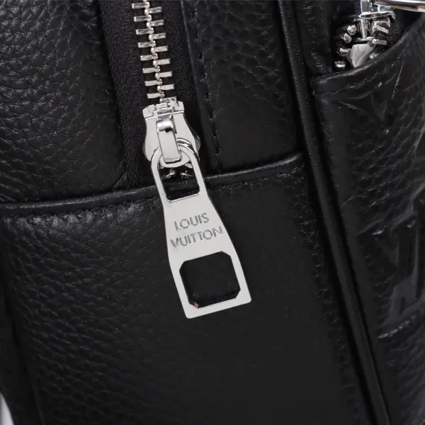 【2026】LV【LOUIS VUITTON 公式 旗艦店】 ルイヴィトン 胸ポケット当日出荷 好評に付き再入荷!29*16*6CM 【2026】LV【LOUIS VUITTON 公式 旗艦店】 ルイヴィトン 胸ポケット当日出荷 好評に付き再入荷!29*16*6CM