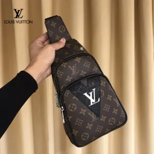 【2026】【LOUIS VUITTON 公式 旗艦店】 ルイヴィトン 胸ポケット当日出荷 好評に付き再入荷!29*16*6CM 【2026】【LOUIS VUITTON 公式 旗艦店】 ルイヴィトン 胸ポケット当日出荷 好評に付き再入荷!29*16*6CM