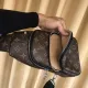 【2026】【LOUIS VUITTON  公式 旗艦店】 ルイヴィトン   胸ポケット当日出荷 好評に付き再入荷！29*16*6CM