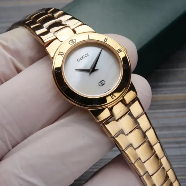 【2026】GUCCI( クッチ)  腕時計 26*6MM
