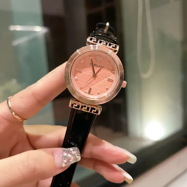 【2026】VERSACE  ( ヴェルサーチ)  腕時計 32*10MM