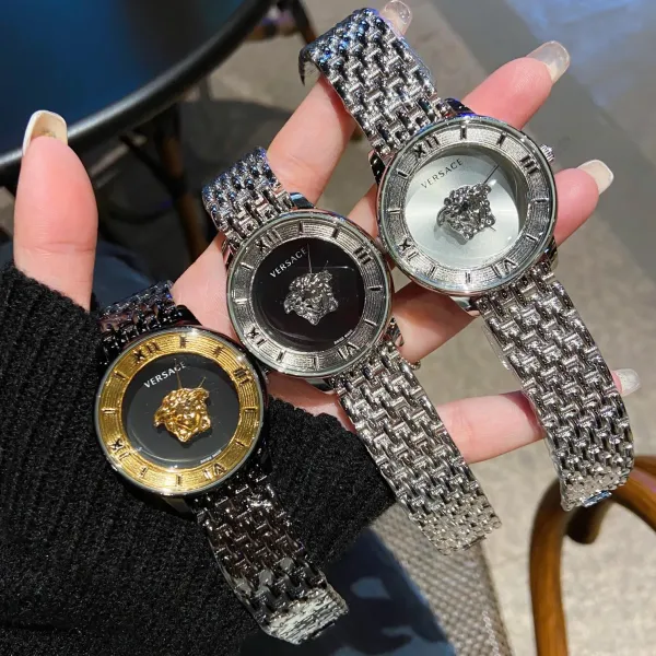 【2026】VERSACE  ( ヴェルサーチ)  腕時計 43MM