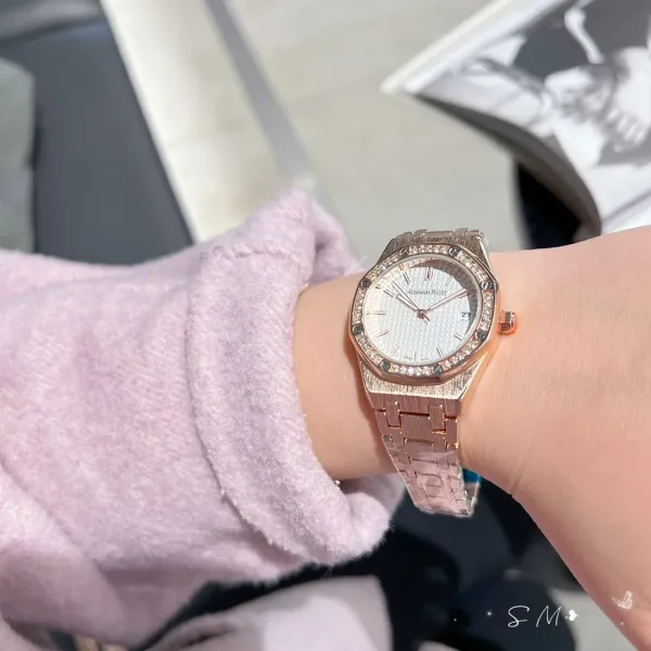 【2026】Audemars Piguet ( オーデマ ピゲ)  腕時計  33MM