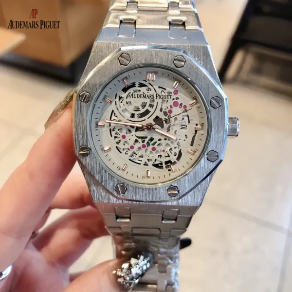 【2026】Audemars Piguet ( オーデマ ピゲ) 腕時計 42*12MM 【2026】Audemars Piguet ( オーデマ ピゲ) 腕時計 42*12MM