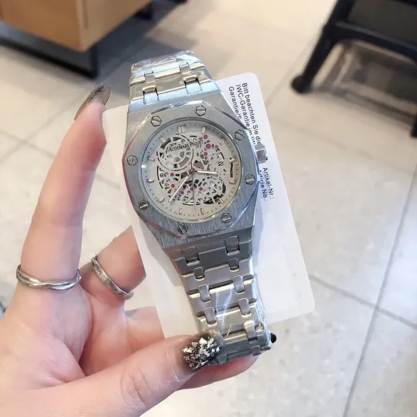 【2026】Audemars Piguet ( オーデマ ピゲ) 腕時計 42*12MM 【2026】Audemars Piguet ( オーデマ ピゲ) 腕時計 42*12MM