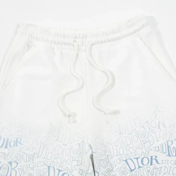 【2026】【 DIOR  公式旗艦店】 ディオール   ショートパンツ  ご好評に付き再入荷！