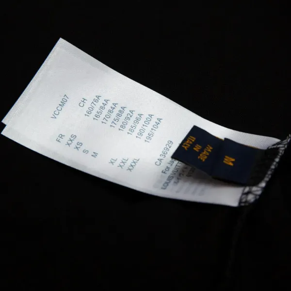 【2026】【LOUIS VUITTON 公式旗艦店】ルイヴィトン Tシャツご好評に付き再入荷! 【2026】【LOUIS VUITTON 公式旗艦店】ルイヴィトン Tシャツご好評に付き再入荷!