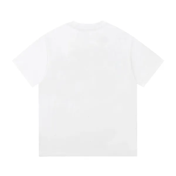 【2026】【FENDI 公式旗艦店】フェンディ Tシャツご好評に付き再入荷! 【2026】【FENDI 公式旗艦店】フェンディ Tシャツご好評に付き再入荷!