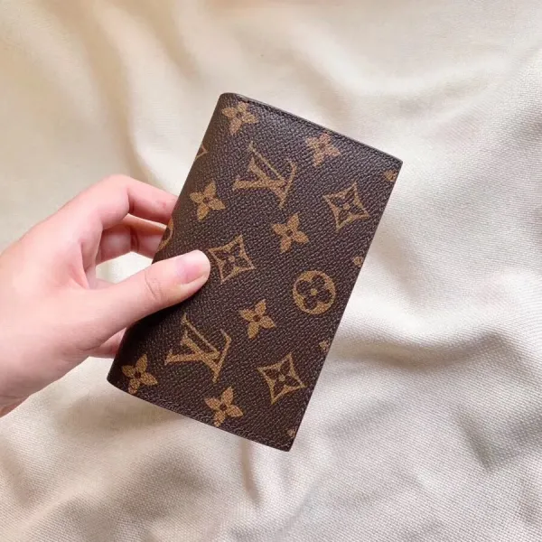 【2026】【LOUIS VUITTON公式 旗艦店】ルイヴィトン  財布   当日出荷 好評に付き再入荷！13.5*9.5*3.5cm