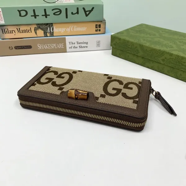 【2026】【GUCCI 公式 旗艦店】クッチ 財布 当日出荷 好評に付き再入荷!19*10.5* 2cm 【2026】【GUCCI 公式 旗艦店】クッチ 財布 当日出荷 好評に付き再入荷!19*10.5* 2cm