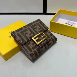 【2026】【FENDI 公式 旗艦店】フェンディ  財布   当日出荷 好評に付き再入荷！11*10cm