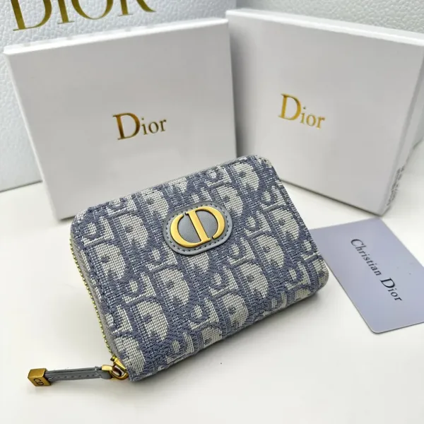 【2026】【DIOR 公式 旗艦店】ディオール 財布 当日出荷 好評に付き再入荷!12*8.5cm 【2026】【DIOR 公式 旗艦店】ディオール 財布 当日出荷 好評に付き再入荷!12*8.5cm
