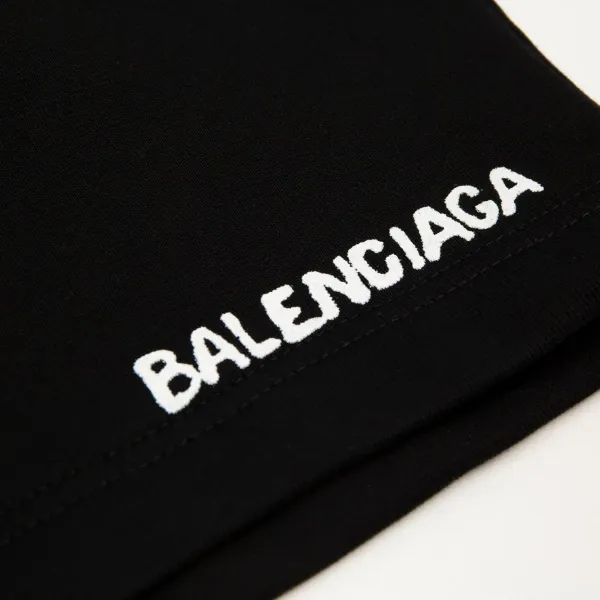 【2026】【BALENCIAGA 公式旗艦店】バレンシアガ ショートパンツ ご好評に付き再入荷! 【2026】【BALENCIAGA 公式旗艦店】バレンシアガ ショートパンツ ご好評に付き再入荷!